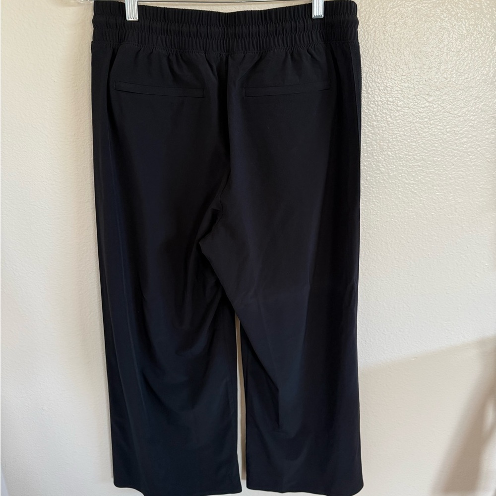 Athleta Avenue Wide Leg Crop Pant